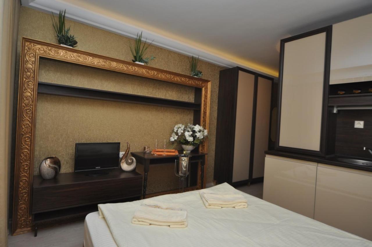Harmony Suites Jungle Slăntjev Brjag Exteriör bild