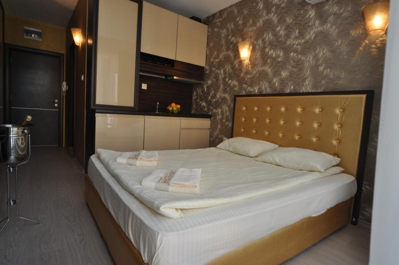 Harmony Suites Jungle Slăntjev Brjag Exteriör bild