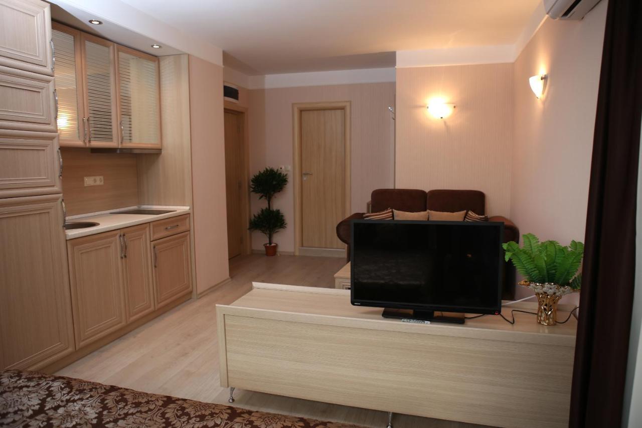 Harmony Suites Jungle Slăntjev Brjag Exteriör bild
