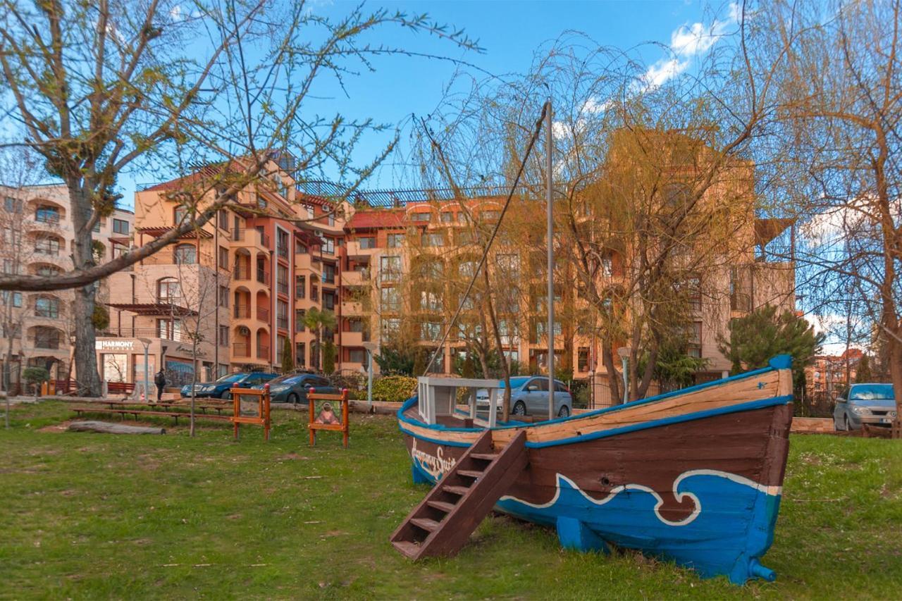 Harmony Suites Jungle Slăntjev Brjag Exteriör bild